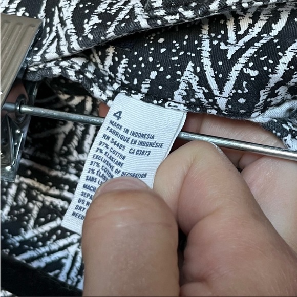 American Eagle Shorts EUC! - Picture 3 of 3